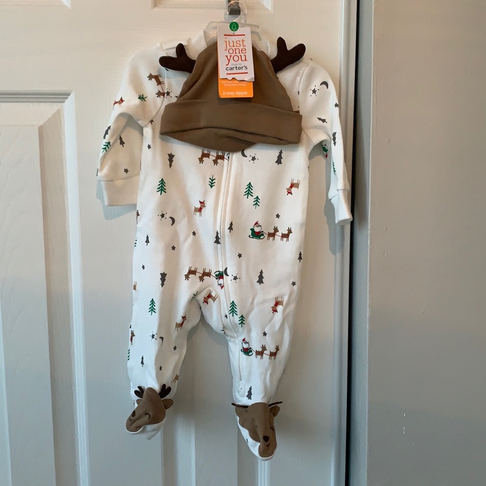 NWT 0-3 Christmas sleeper